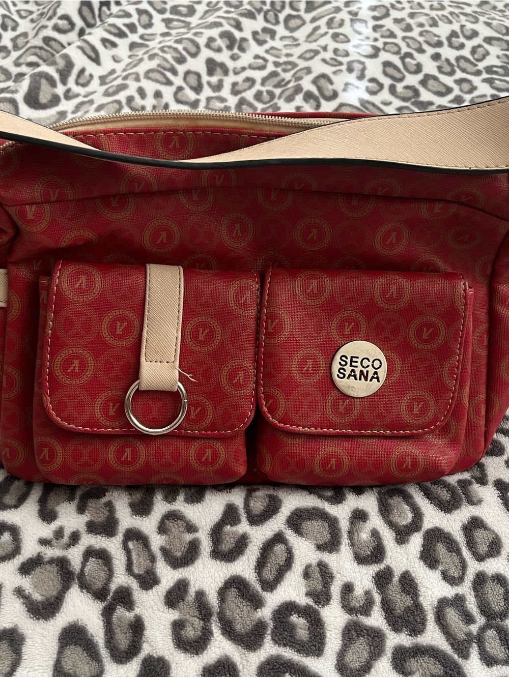 Red Logo-Print Shoulder Bag